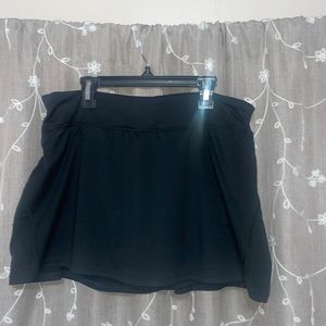 Women skort